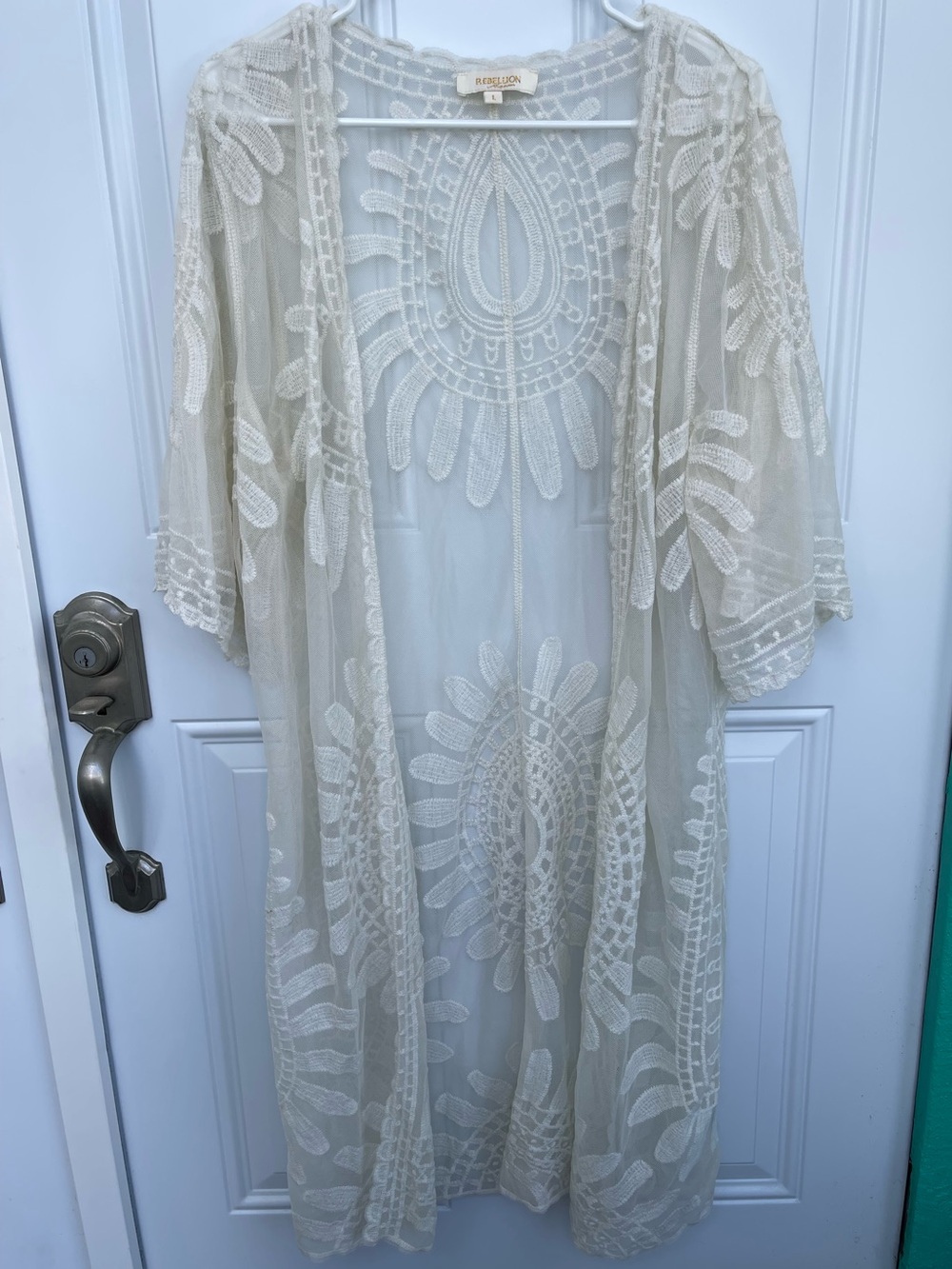 Rebellion Cream Lace Embroidered Swim Cover Up / Kimono Large